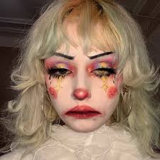 E V E Eve Frsr Instagram Photos And Videos In 2020 Cute Clown Makeup Creative Makeup Looks Edgy Makeup