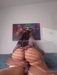 Natalie - BootyExpo.net