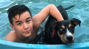 Kim Yocham's Instagram, Twitter & Facebook