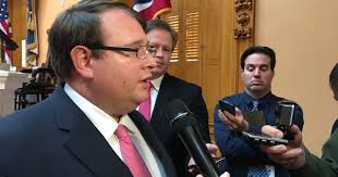 Senate To Conduct Sexual Harassment Training