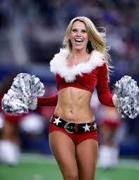 Dallas Cowboys Cheerleaders In Santa Suits 21 Gotceleb Hot Cheerleaders Dallas Cheerleaders Dallas Cowboys Cheerleaders