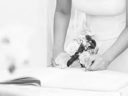 Check spelling or type a new query. Brauchtum Glaube Und Tradition Rund Ums Brautkleid