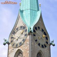 9 kousků il giglio dle vašeho výběru z 2 obchodů. La Chiesa Di San Pietro Di Zurigo Svizzera Foto Zurigo