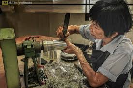 Mereka yang ingin mendapatkan lesen menjual makanan dan minuman daripada pihak berkuasa tempatan (pbt). Harga Tiket Royal Selangor Pewter Utk 2021 Peta Ke Sini