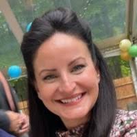 14700+ "Erin &" profiles