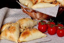 Раскатка теста и нарезка прямоугольников