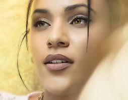 Alaina Solinis Projects :: Photos, videos, logos, illustrations and  branding :: Behance