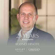 Gwendolyn Pridgen's Instagram, Twitter & Facebook