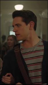 Riverdale Moose and Kevin First Kiss