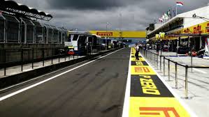 Bernie ecclestone wanted a race in the ussr, but a hungarian friend recommended budapest.they wanted a street circuit similar to the circuit de monaco to be built in the népliget. Sysv4 Mdaa7vzm