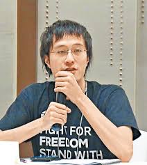 李宇軒 90 度鞠躬致歉： i would like to say sorry. Qs Ovftkngbnhm