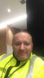 I know I won't get a text cus I'm too old and ugly😢 👉 whatsapp chat mee.. 