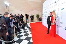 Bei burda arbeitet auch der ehemann von jens spahn, daniel funke. Aufbruchsstimmung Im Adlon