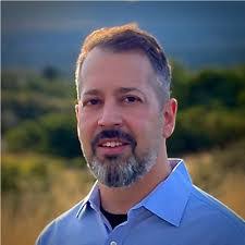 Kimberly Batten's Instagram, Twitter & Facebook