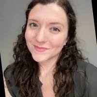 Denise Rundle's Instagram, Twitter & Facebook