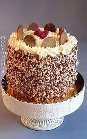 C'est l'un des gâteaux que je fais pour l'anniversaire de ma fille. Gateau D Anniversaire Molly Cake Chocolat Et Framboise Gourmandise Assia