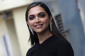 Her father, prakash padukone, is a former badminton world champion. Deepika Padukone And Instagram Launch Guides For Mental Wellness
