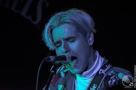 Review: Local favourites Riscas play a passionate sold-out show