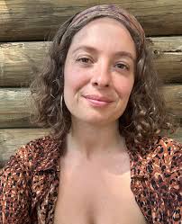 Hi everyone! I'm currently