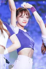 5 Female Idols With The Sexiest Abs In K Pop Koreaboo Girl Abs Kpop Girls Korean Girl