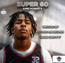 Amari Roberts's Instagram, Twitter & Facebook