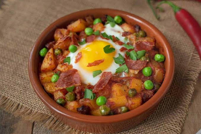 Flamenco-Style Eggs