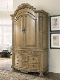 Bedroom Suite Ashley South Shore Poster King Wood Bed In 2020 Bedroom Suite Bedroom Set Wood Beds