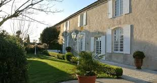 Vente Beau Logis Du 16eme 230m2 Breuillet Cote Littoral Breuillet Immobilier Bord De Mer