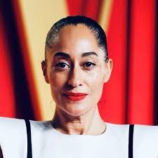 Traci Ross's Instagram, Twitter & Facebook