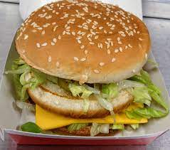 That Time Mcdonalds Let Me Loose In Their Kitchen To Make A Big Mac Scottish Food Review Big Mac Food Reviews Mcdonalds