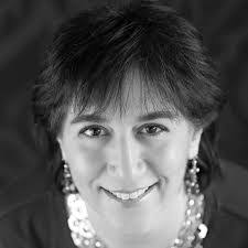 Teresa Kearney's Instagram, Twitter & Facebook