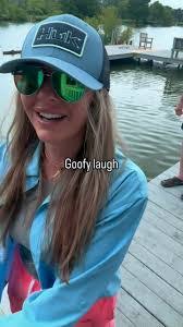 Sarah Parvin's Instagram, Twitter & Facebook