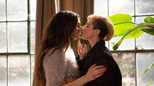 Why It's So Hard for Queer Women and Nonbinary People to Find Casual Sex |  Allure