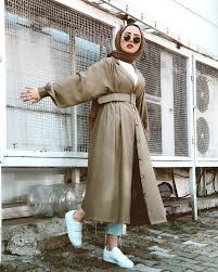 Image May Contain Image May Contain One Or More People People Standing And Shoes Tesettur Mont Modelle Hijab Fashion Hijabi Outfits Casual Stylish Hijab