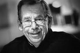 Vaclav havel, czech playwright and political dissident who, after the fall of communism, was president of czechoslovakia and of the czech republic. Vaclava Havla Pripomnel Vzpominkovy Pruvod Prahou Horacek Hovoril O Zakonu O Zasluhach Ct24 Ceska Televize