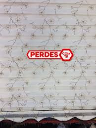 Ürün renklerini, çeşitlerini ve fiyatlarını buradan görebilirsiniz. Mutfak Icin Boncuklu Zebra Stor Perde Modelleri Perdes De