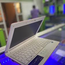 Samsung care is here to help you with windows laptops. A1store Ng Samsung S Mini Laptop 160gb 250gb 2gb Facebook