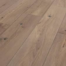 Shaw's laminate flooring comes in a wide variety of styles, including wood laminate patterns. Oak Wide Laminate Flooring T10 Ter Hurne Floating Wood Look Home