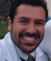 Dr. Irving Heriberto Castro Zárate opiniones