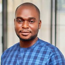 Dream come through or dream come true? Which is correct?