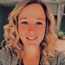 Carla Risner's Instagram, Twitter & Facebook