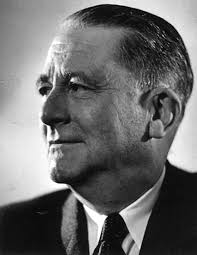 Malomil: Schmitt & Shakespeare.