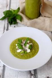 Soupe Froide A La Courgette Au Basilic Et A La Feta Rock The Bretzel Recette Soupe Froide Courgette Soupe Courgette