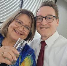 ALIENS or... This strange site appeared in the Northern Ohio night sky  around 10:30pm Tuesday moving north over Lake Erie. It then disappeared  after about 5 minutes. A rocket containing 2 satellites