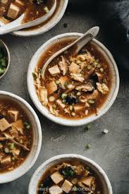 I could eat it every day, but since i live 47 miles from the closest chinese restaurant, and i'm on a budget as far as buying ingredients.i dreamed this up, and trust me, it is yummy. Authentic Hot And Sour Soup é…¸è¾£æ±¤ Omnivore S Cookbook