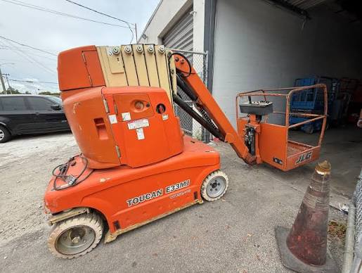 JLG E33MJ Aerial Lift