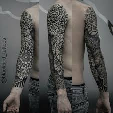 Master Nikita Petrov Blackbird Tattoos Barakatattoo Baraka Tattoo Tatts Ink Inked Courtesy Of Tatuagem Blackout Tattoo Namorados Tatuagem Pontilhismo