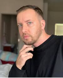 Happy 35th Birthday, Daddy Brian ❤️😊