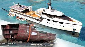 The flying fox yacht, rumored to be worth $400 million and owned by amazon ceo jeff bezos, was spotted off rumors that the yacht belongs to bezos have circulated since 2017, when the lürssen. Ypdvbrdjnwgdgm
