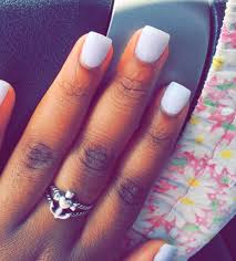 Lackfein's look has just the right amount of shine for an everyday look. 3c250c9b7c85fa0b292e8e38710c69e6 Jpg 736 815 Square Acrylic Nails Short Square Acrylic Nails Square Gel Nails